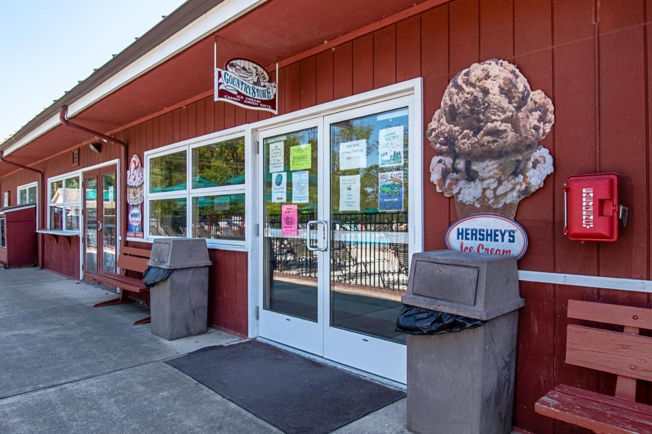 Hershey Camping Resort Park Model 6 Mount Wilson エクステリア 写真